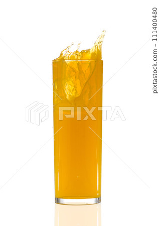 Orange juice splash 111400480