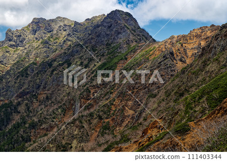 Yokodake ridge seen from the col of Nakadake in the Yatsugatake mountain range 111403344