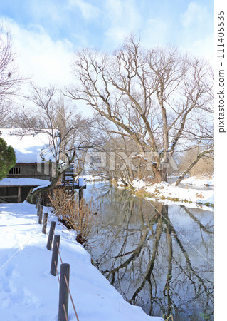 Azumino in winter: Watermill at Daio Wasabi Farm Azumino in winter: Watermill at Daio Wasabi Farm 111405535