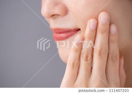 Beauty Mouth 111407203