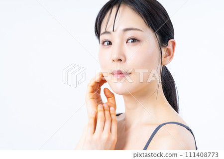 年輕女性的美麗 111408773
