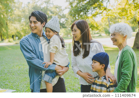 three generations, family, park 111409674