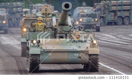 陸上自衛隊203公厘自走榴彈砲檢閱遊行 陸上自衛隊203公厘自走榴彈砲檢閱遊行 111410151