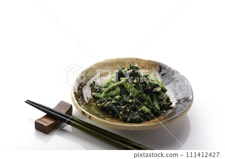 Sesame with spinach 111412427