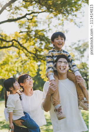 家庭 家族 家人 111414815