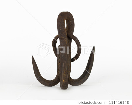 Old rusty iron anchor isolated on white background 111416348