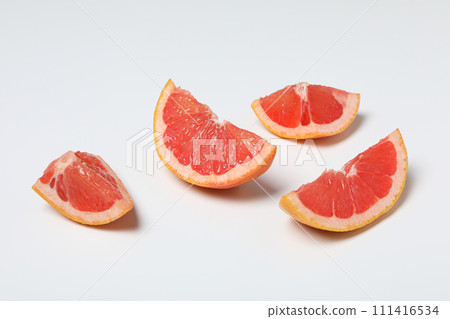 Juicy summer fruit - grapefruit, concept of fresh food Juicy summer fruit - grapefruit, concept of fresh food 111416534