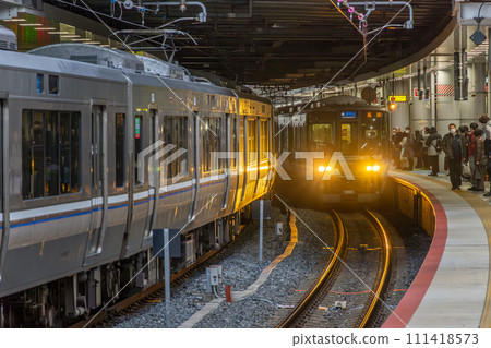 Commuter train image Commuter train image 111418573