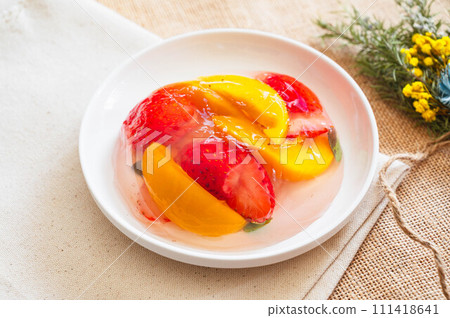 homemade fruit jelly 111418641
