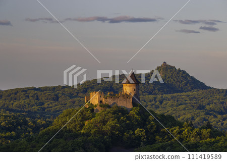 Somoska castle on Slovakia Hungarian border 111419589