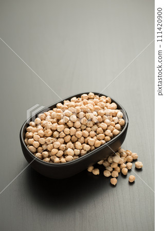 Chickpeas 111420900