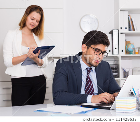Secretary writing boss instructions Secretary writing boss instructions 111429632