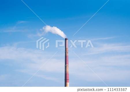 Blue sky and chimney 111433387