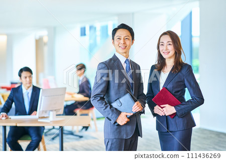 Business photography cooperation “LINKFOREST” 111436269