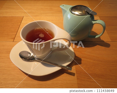 tea tea pod tea tea pod 111438649