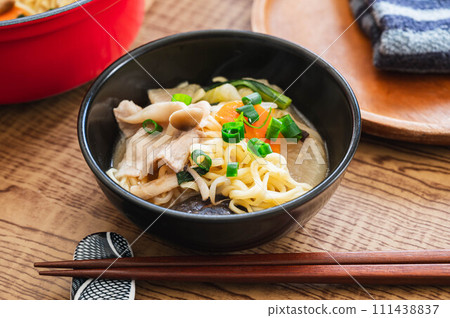 Ramen in a hot pot 111438837