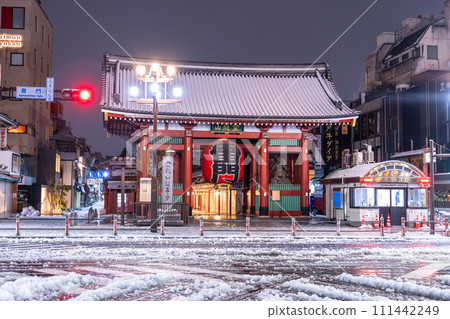 [東京]淺草雷門雪景/2024年2月5日東京大雪 111442249
