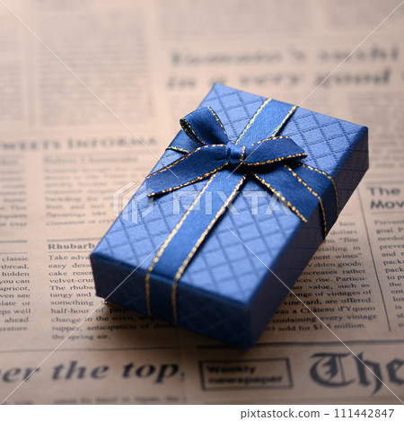 Present gift box image material Present gift box image material 111442847