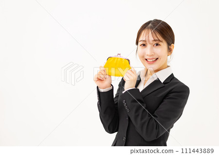 年輕女性商務 20 多歲錢包 111443889