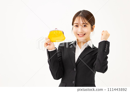 年輕女性商務 20 多歲錢包拳頭泵 111443892