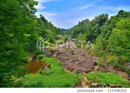 東北、嚴美溪、從天空橋眺望嚴美溪和可以點飛團子的涼亭,岩手縣一關市 (3) 東北、嚴美溪、從天空橋眺望嚴美溪和可以點飛團子的涼亭,岩手縣一關市 (3) 111446202
