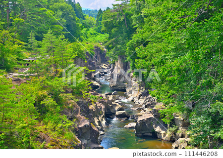Tohoku, Genbikei, sightseeing highlight, rugged yet beautiful valley scenery seen from Tenko Bridge, Ichinoseki City, Iwate Prefecture (4) 111446208