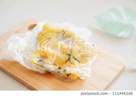 Easy potato salad made with a plastic bag Easy potato salad made with a plastic bag 111446286