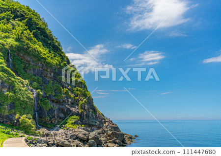 石川縣、輪島市、旅行、垂海瀑布、自然、夏天、海灣、海洋、天空、海岸、觀光、住宿、日本海、北陸 111447680