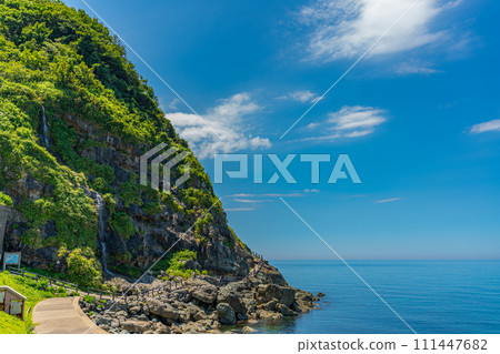 石川縣、輪島市、旅行、垂海瀑布、自然、夏天、海灣、海洋、天空、海岸、觀光、住宿、日本海、北陸 石川縣、輪島市、旅行、垂海瀑布、自然、夏天、海灣、海洋、天空、海岸、觀光、住宿、日本海、北陸 111447682