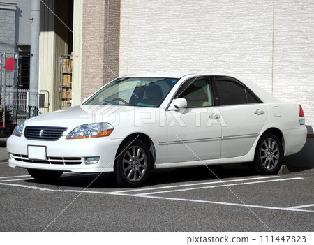 Toyota Mark II (9th generation) X110 type 111447823