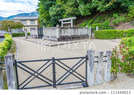 Gose City, Nara Prefecture, the fifth Emperor Kosho's mausoleum on Mount Hakata Gose City, Nara Prefecture, the fifth Emperor Kosho's mausoleum on Mount Hakata 111449013