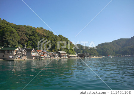 伊根町船屋風景 111451108