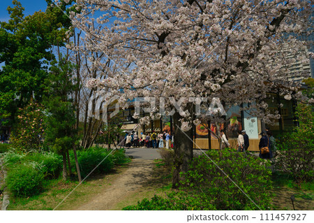 [Osaka Prefecture] Restaurants in front of Osaka Castle Park Station that are crowded during March and holidays 111457927
