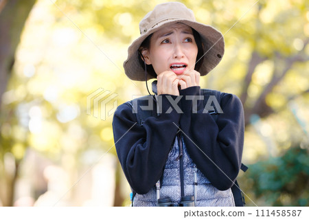 Hiking, mountain walking, surprise, fear 111458587