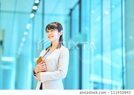 Business photography cooperation “LINKFOREST” 111458943