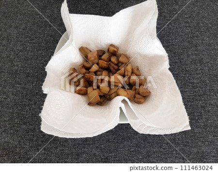 Baked eggplant on white paper kitchen towel 111463024