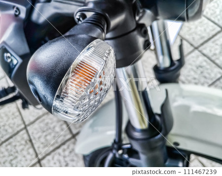 大型摩托車零件切斷方向燈 大型摩托車零件切斷方向燈 111467239