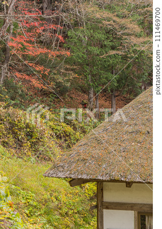 日本福島縣南會津郡下鄉町大內宿的茅草屋頂私人住宅 111469700