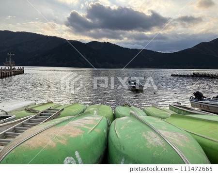 箱根蘆之湖的日落 111472665