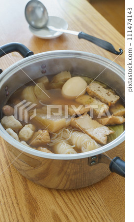 關東煮圖 | 炸豆腐、白瀧、蛋、香腸、乾酪等食材 111474143