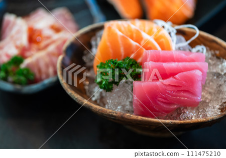 Sashimi Tuna and salmon on ice, Premium Japanese food 111475210