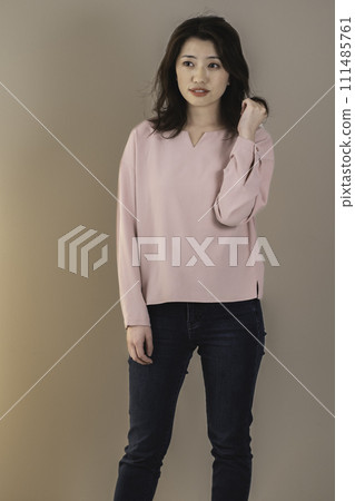 Cool women Cool women 111485761