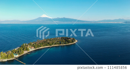 "Shizuoka Prefecture" Photographing Mt. Fuji and Osezaki in winter with a drone 111485856