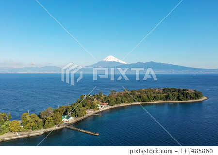 "Shizuoka Prefecture" Photographing Mt. Fuji and Osezaki in winter with a drone 111485860