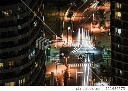 Yokohama, Minato Mirai traffic at night Yokohama, Minato Mirai traffic at night 111486575