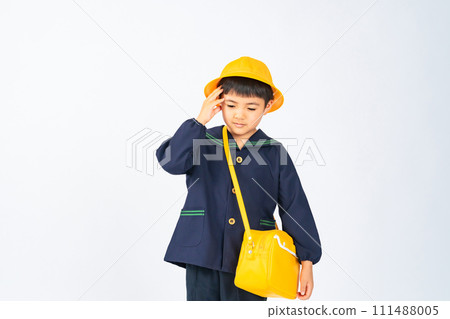 Thinking boy kindergartener 111488005
