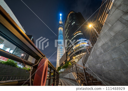 "Tokyo" View of the illuminated Tokyo Skytree from the Oshinari Park pier "Tokyo" View of the illuminated Tokyo Skytree from the Oshinari Park pier 111488929