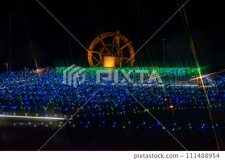 Colorful waterwheel illumination 111488954