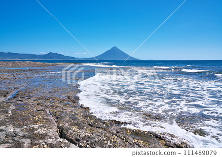 [Kaimondake from Bandokorobana Nature Park] Beppu, Eicho Beppu, Minamikyushu City, Kagoshima Prefecture 111489079