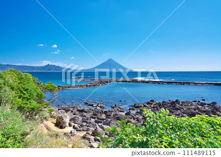 [Kaimondake from Bandokorobana Nature Park] Beppu, Eicho Beppu, Minamikyushu City, Kagoshima Prefecture 111489115